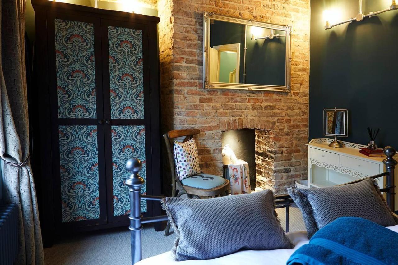 Boutique Fisherman'S Grade II Listed Cottage Скарборо Экстерьер фото